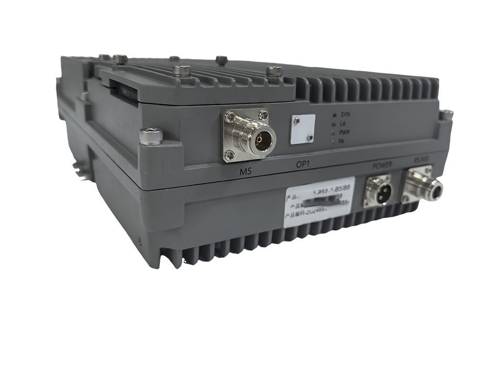  开平三频手机信号接收器2000㎡